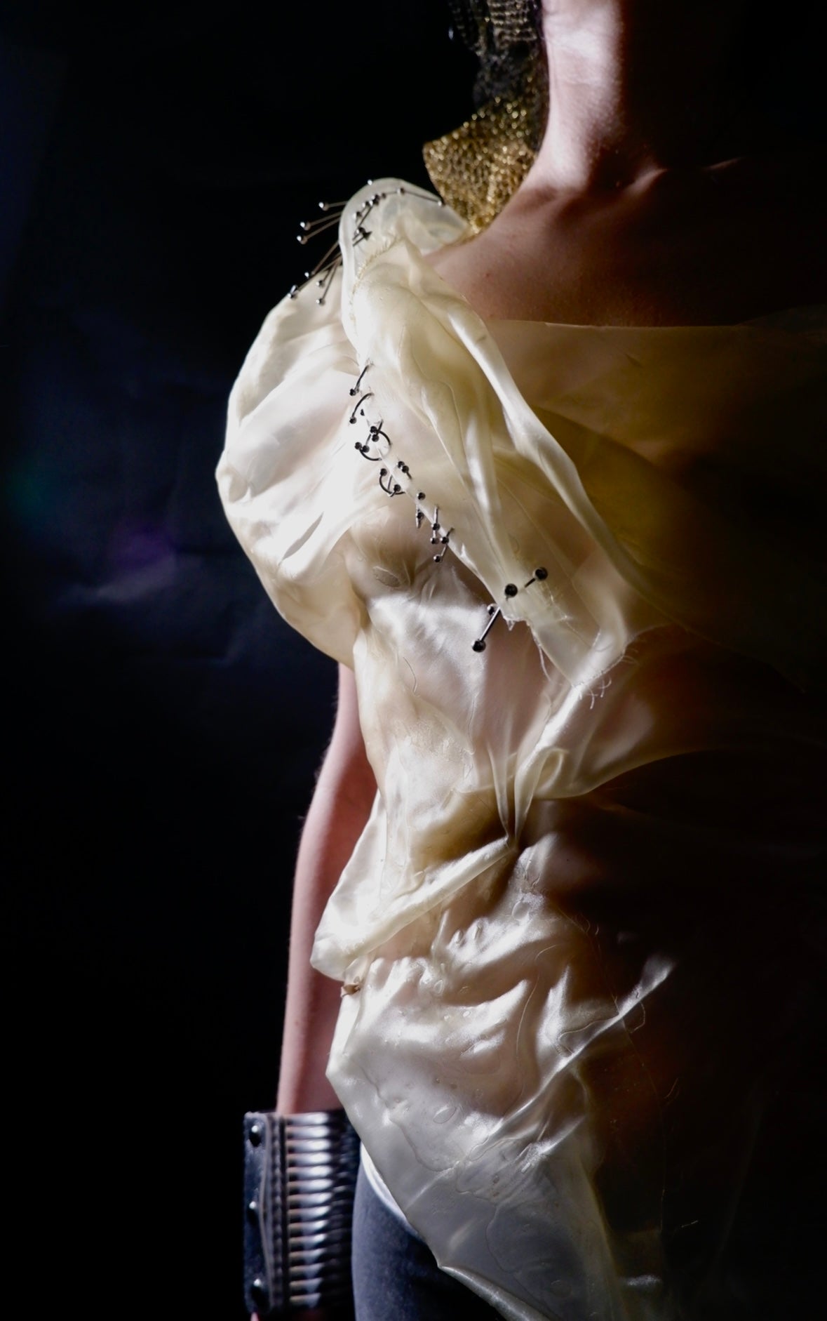 PIERCED SKIN COUTURE - SVESDA