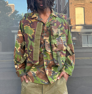 CAMO JACKETSLEEVED TOP