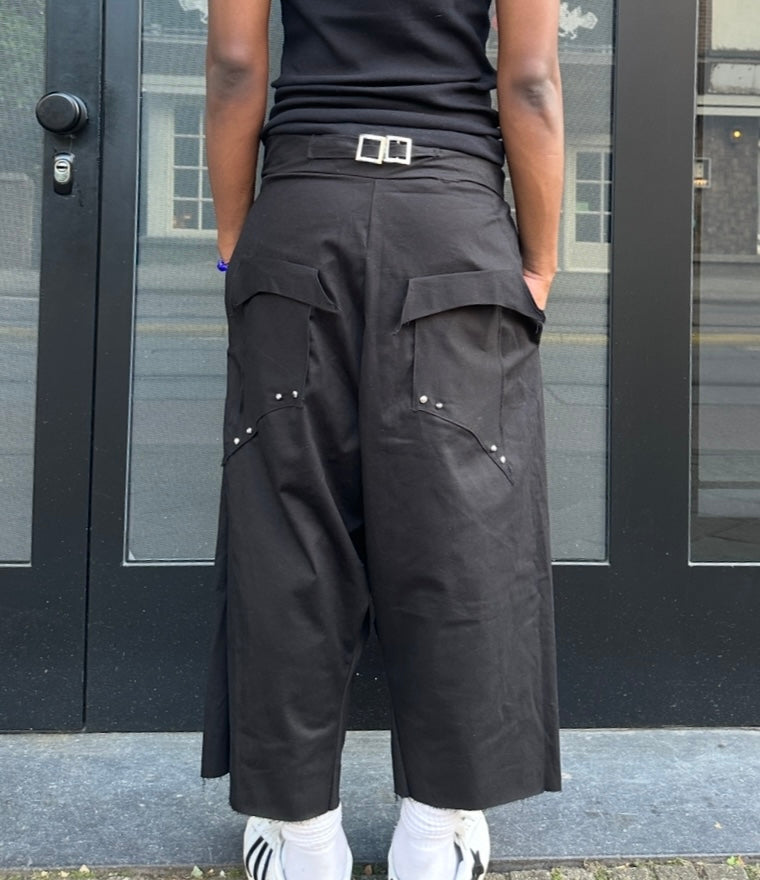 LOW CROTCH CHINO JORTS