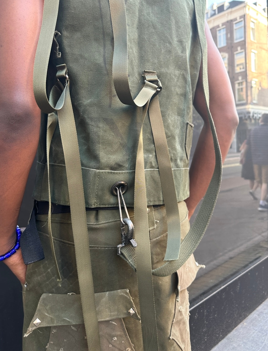 DUFFEL VEST ARMY GREEN